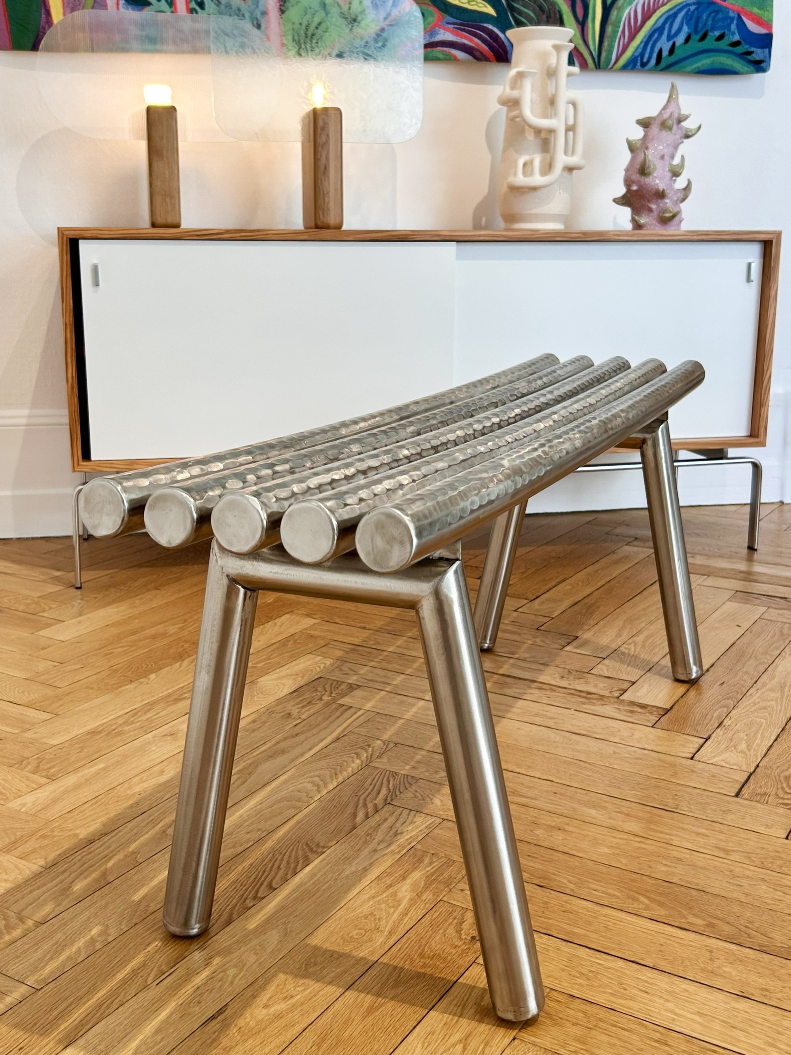 Le Banc - Acier façetté - par Pierre Zanelli