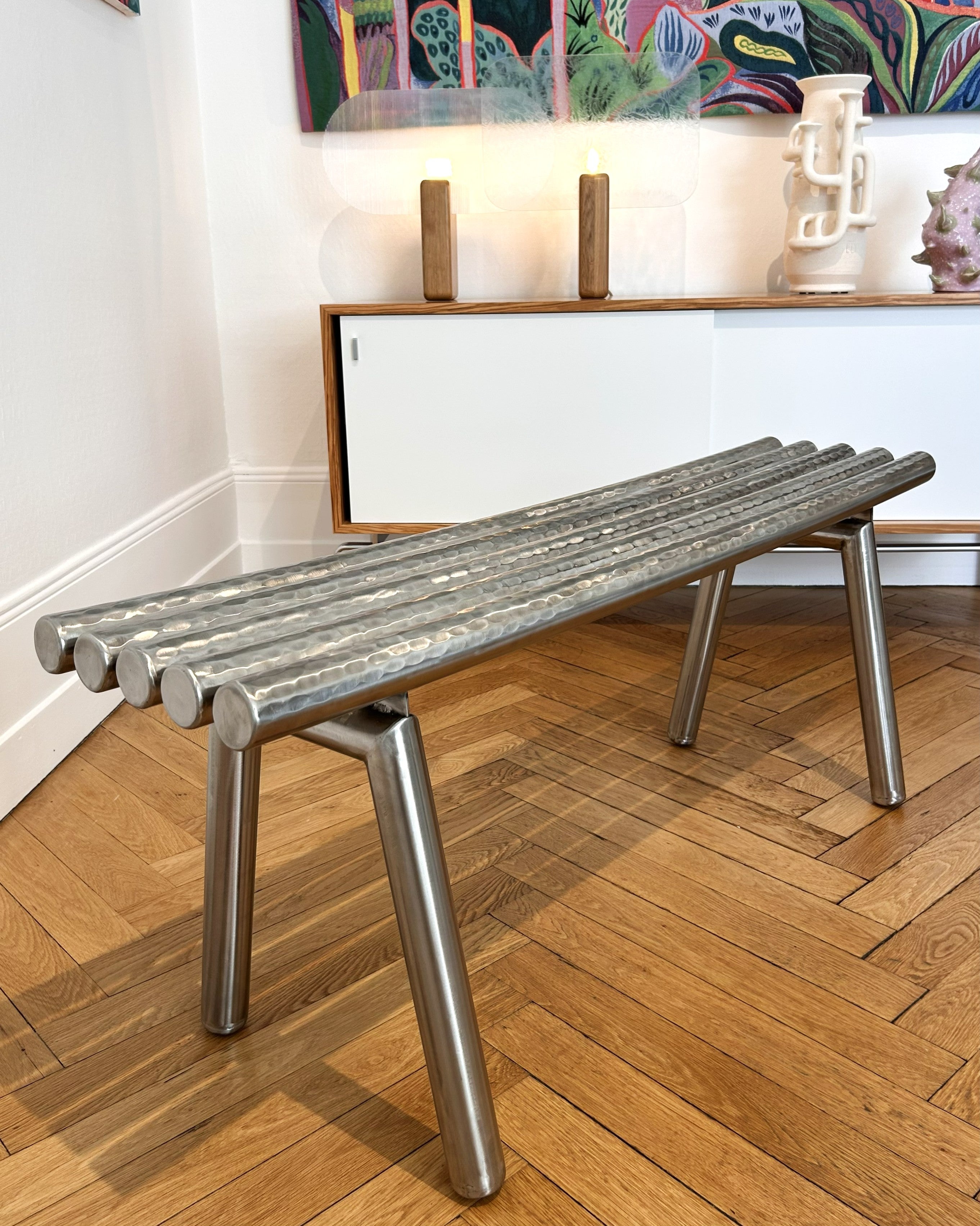 Le Banc - Acier façetté - par Pierre Zanelli