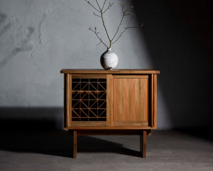 Cabinet avec porte Kumiko, Mobilier Souvet. Savoir-faire artisanal et héritage de l’ébénisterie japonaise.