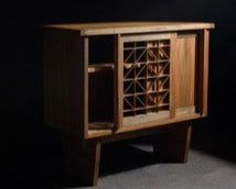 Cabinet avec porte Kumiko, Mobilier Souvet. Savoir-faire artisanal et héritage de l’ébénisterie japonaise.